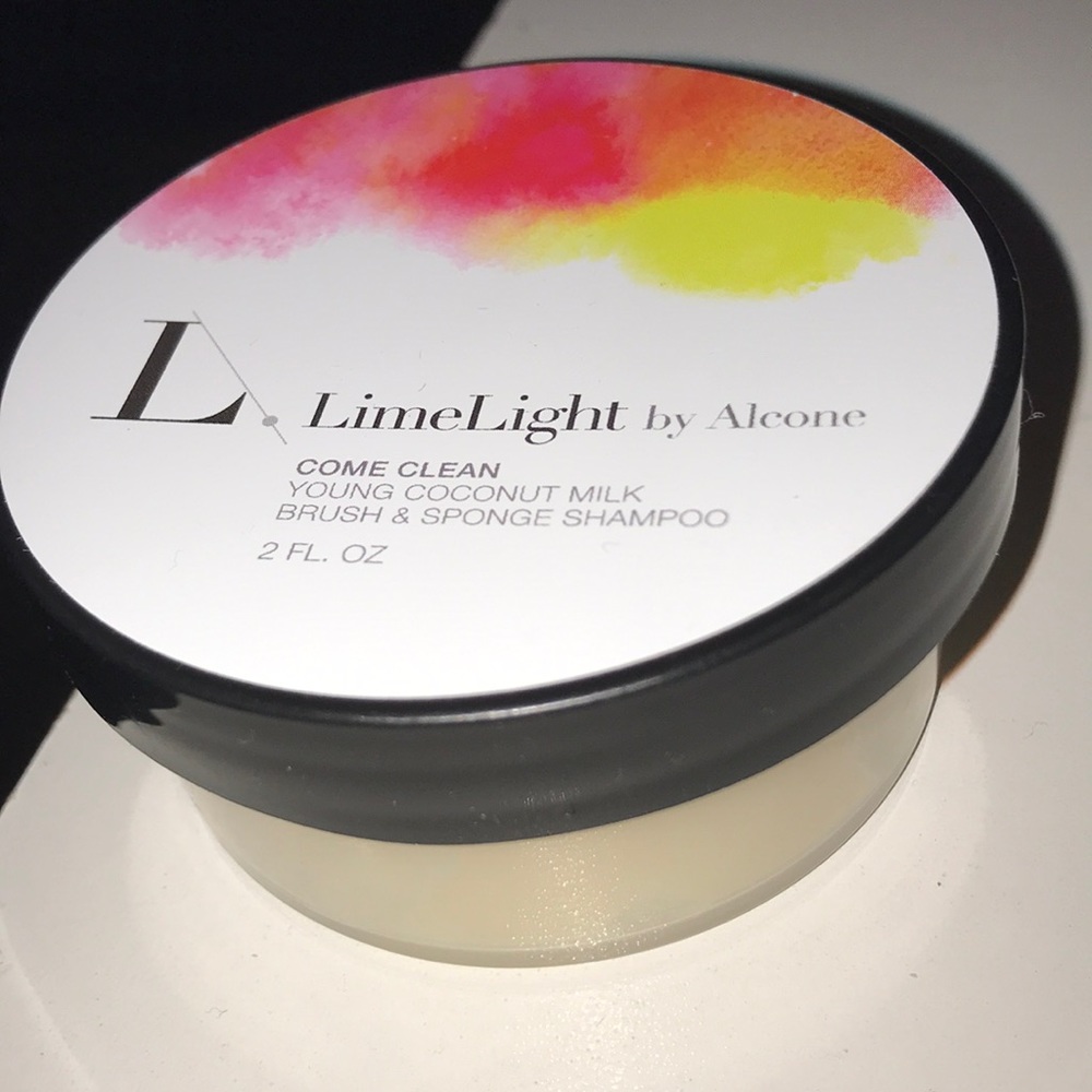 LimelightByAlcone Come Clean Brush Cleaner